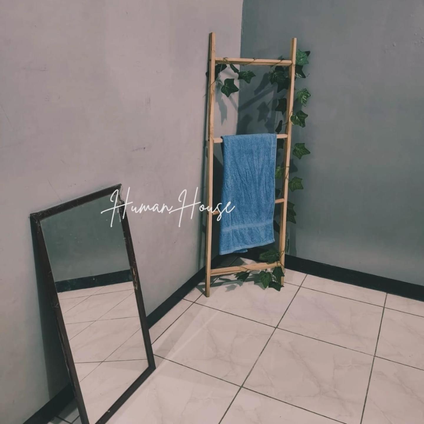 Human House Bed & Breakfast Surabaya Exterior photo